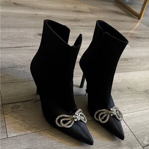 Elegant Black Ankle Boots with Rhinestone Detail